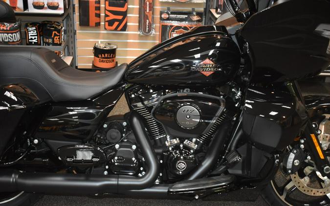 FLTRX 2025 Road Glide®