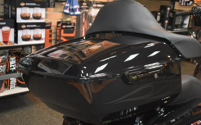 FLTRX 2025 Road Glide®