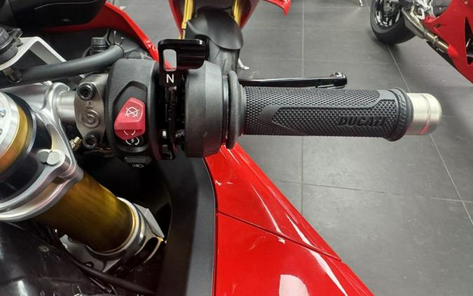 2026 Ducati Panigale V4 R