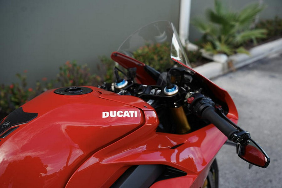 2020 Ducati Panigale V4 S Ducati Red