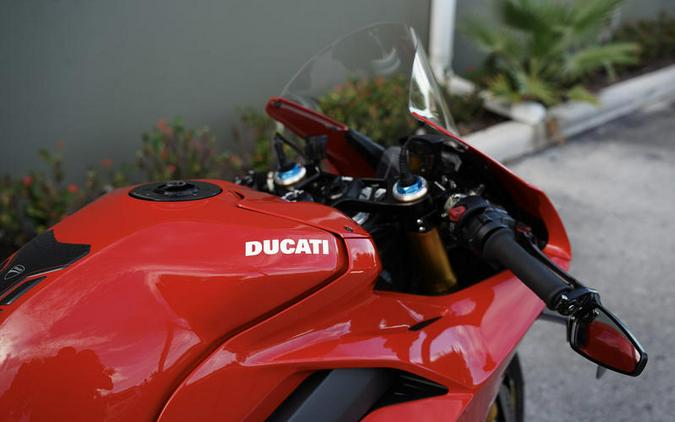 2020 Ducati Panigale V4 S Ducati Red