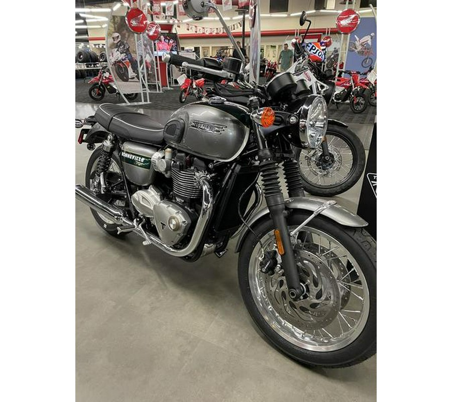 2022 Triumph Bonneville T120 Gold Line Silver Ice / Competition Green