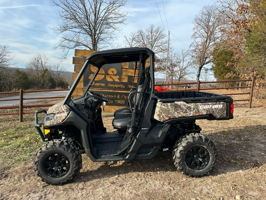 2024 Can-Am® Defender XT HD10