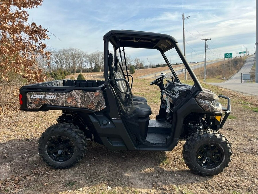 2024 Can-Am® Defender XT HD10