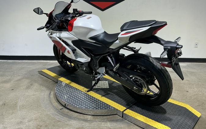 2026 Yamaha YZF-R3