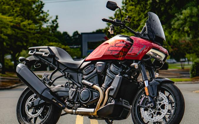 RA1250ST 2025 Pan America® 1250 ST