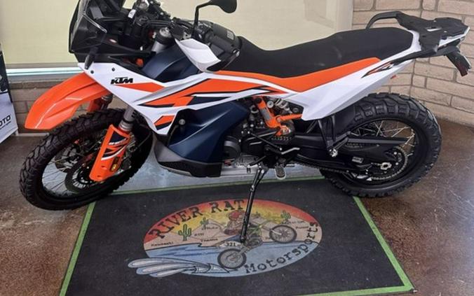 2024 KTM 890 Adventure R