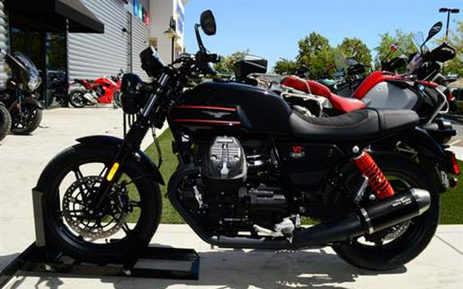 2023 Moto Guzzi V7 Stone Special Edition