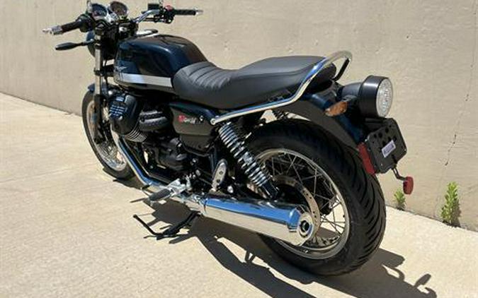 2024 Moto Guzzi V7 Special