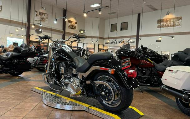 2015 Harley-Davidson® FLSTF - Softail® Fat Boy®