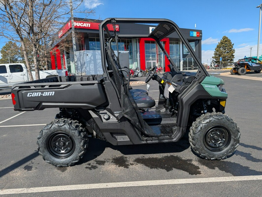 2026 Can-Am Defender HD9