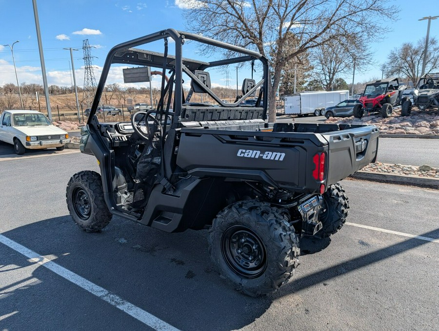 2026 Can-Am Defender HD9