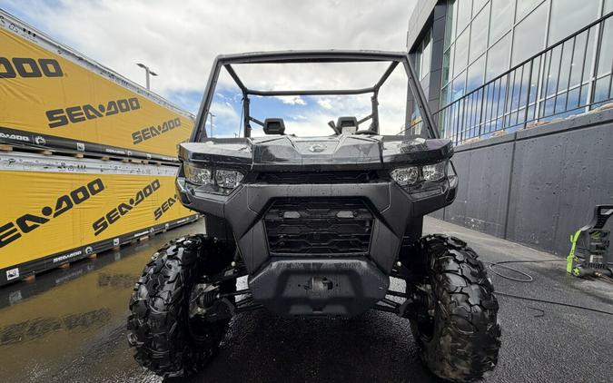 2026 Can-Am Defender HD9