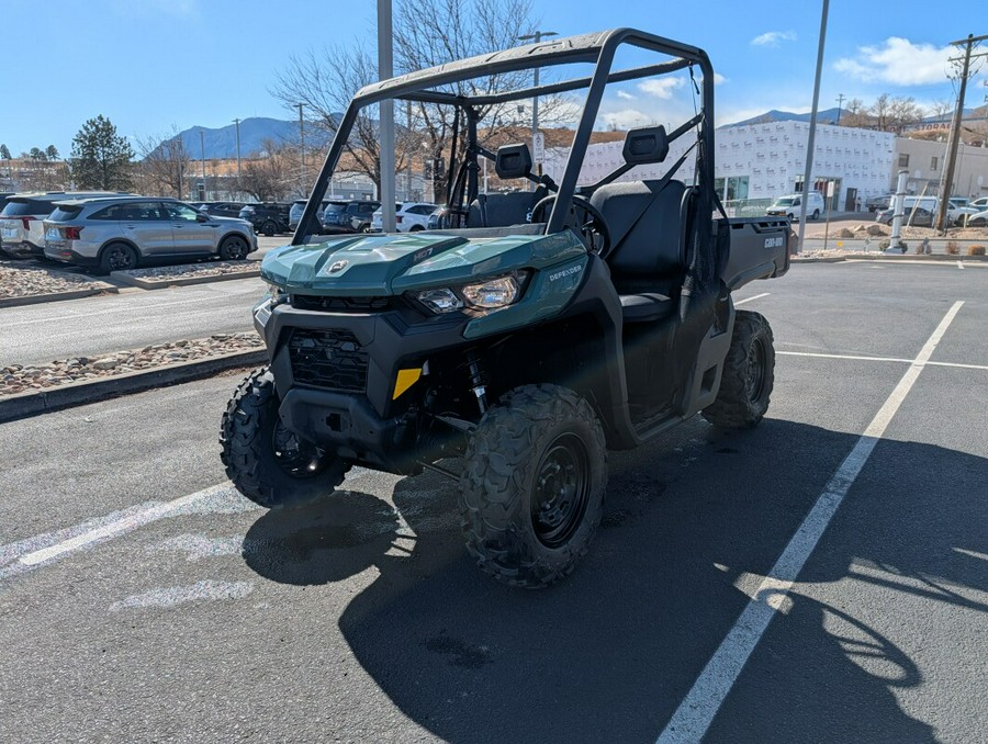 2026 Can-Am Defender HD9