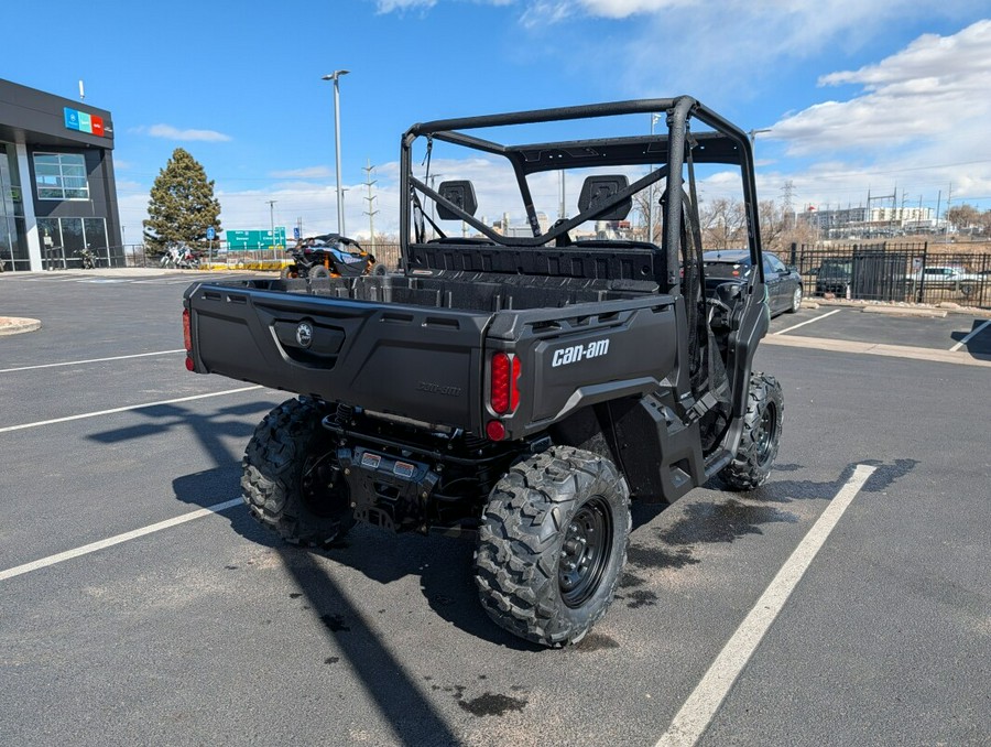2026 Can-Am Defender HD9
