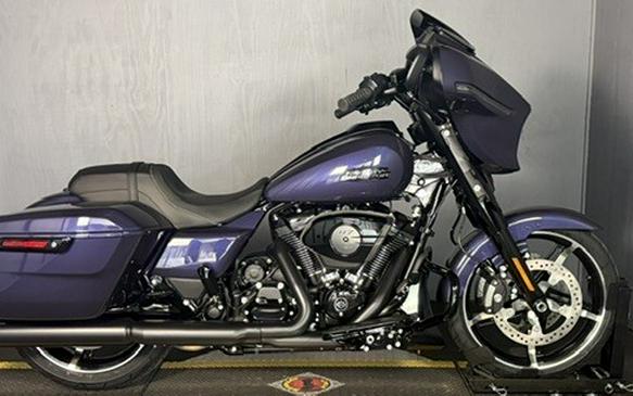 2026 Street Glide® FLHX