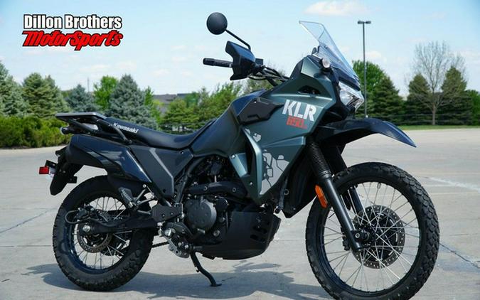 2025 Kawasaki KLR 650 S Metallic Matte Old School Green