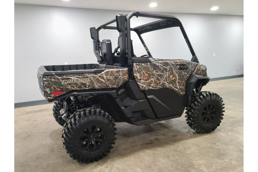 2026 Can-Am Defender X mr with Half Doors HD11