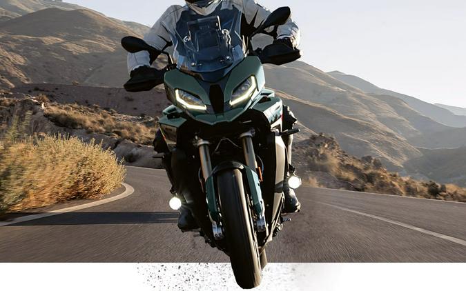 2026 BMW S 1000 XR