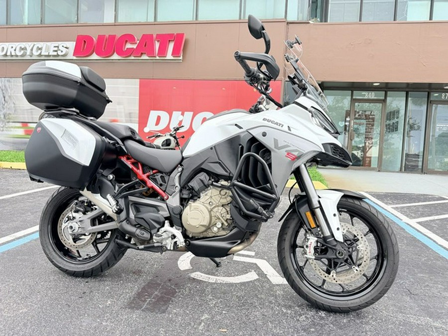 2025 Ducati Multistrada V4 S Travel & Radar Iceberg White