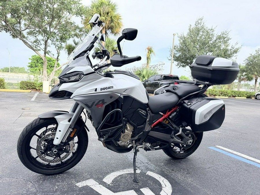 2025 Ducati Multistrada V4 S Travel & Radar Iceberg White