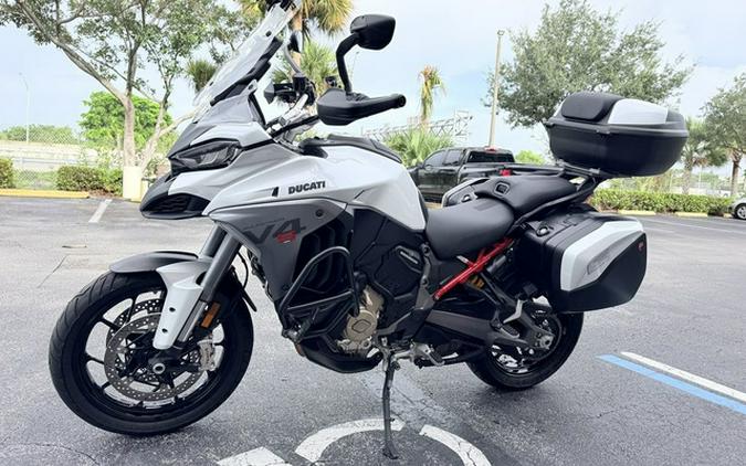2025 Ducati Multistrada V4 S Travel & Radar Iceberg White