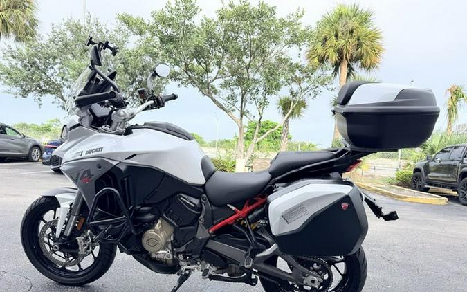 2025 Ducati Multistrada V4 S Travel & Radar Iceberg White