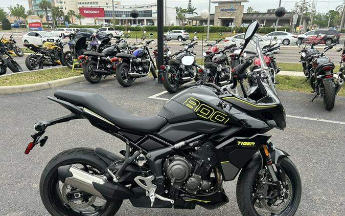 2025 Triumph Tiger Sport 800