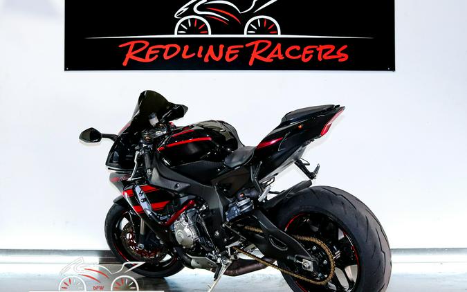 2015 YAMAHA YZF-R1