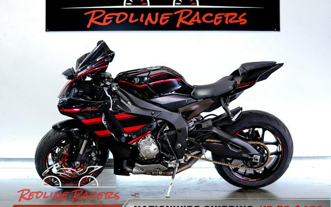 2015 YAMAHA YZF-R1