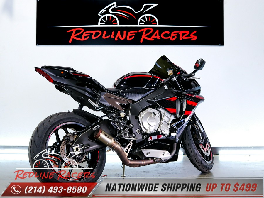 2015 YAMAHA YZF-R1