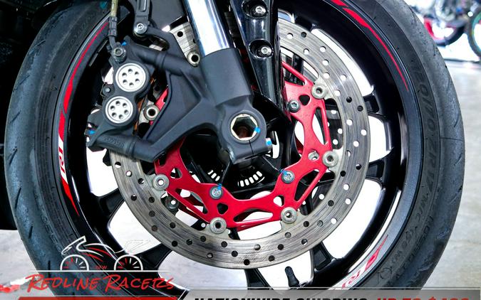 2015 YAMAHA YZF-R1