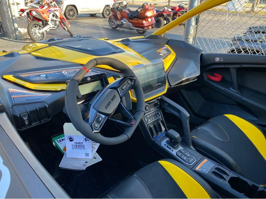 2024 Can-Am Maverick R X RS 999T DCT - Black & Yellow