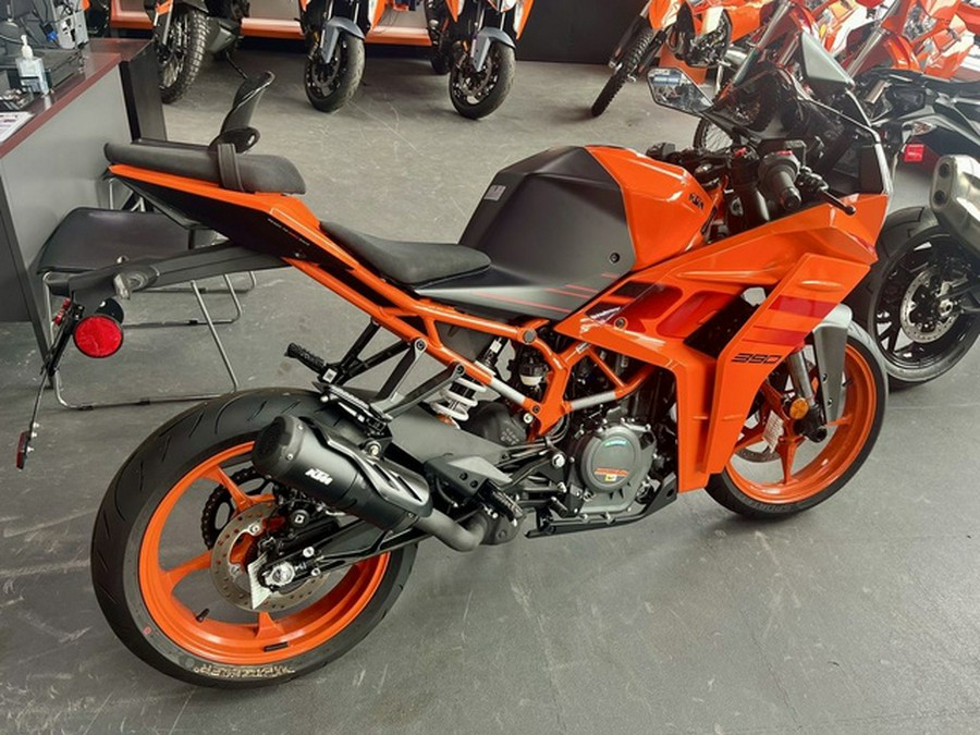2024 KTM RC 390