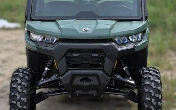 2026 Can-Am® Defender DPS CAB HD9 Compass Green