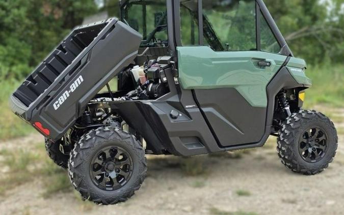 2026 Can-Am® Defender DPS CAB HD9 Compass Green