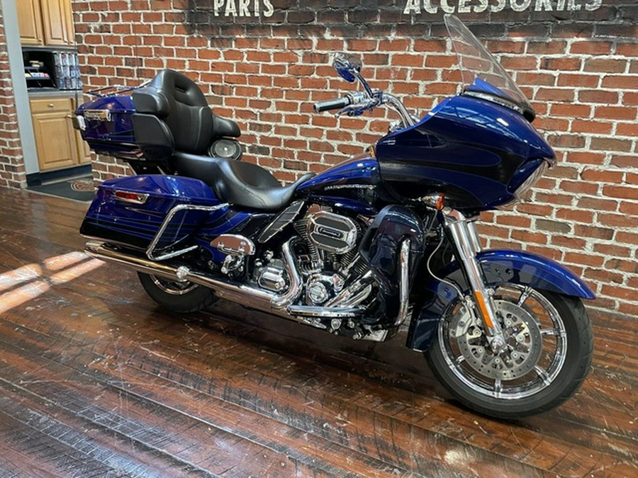 2015 Harley-Davidson FLTRUSE - CVO Road Glide Ultra