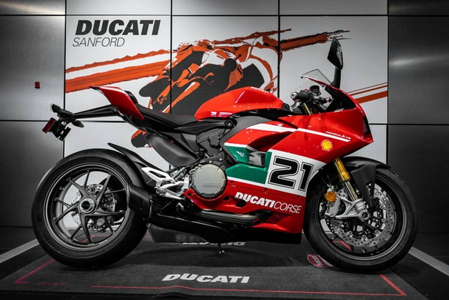 2025 Ducati Panigale V2 Bayliss 1St Championship