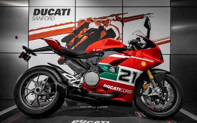 2025 Ducati Panigale V2 Bayliss 1St Championship