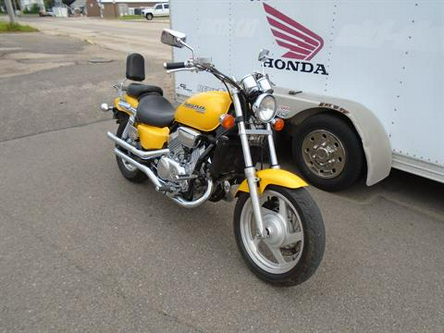 1996 Honda VF750C MAGNA