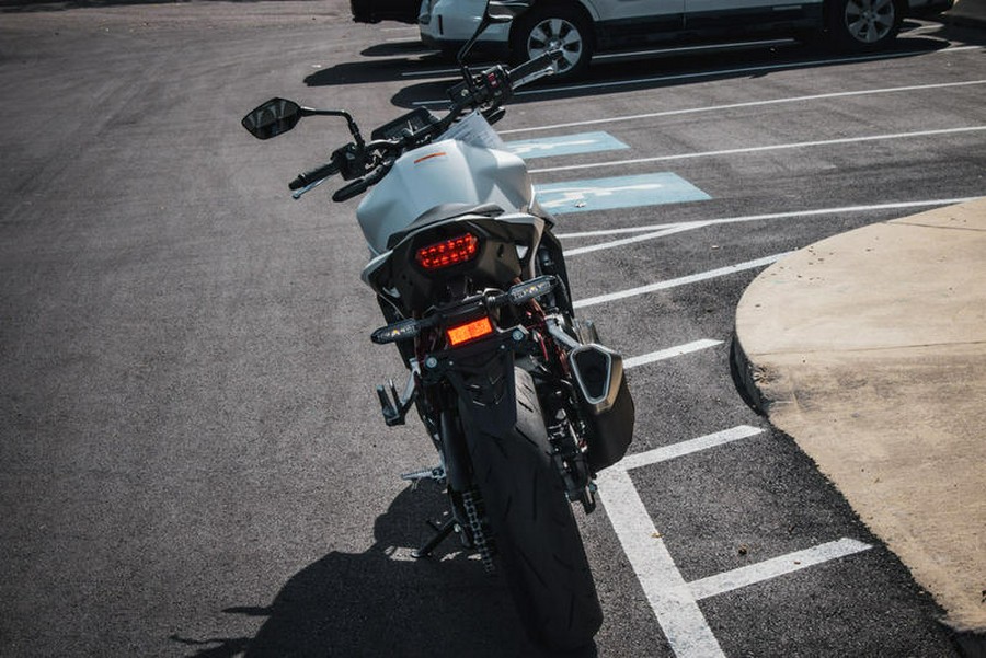 2025 Honda® CB750 Hornet