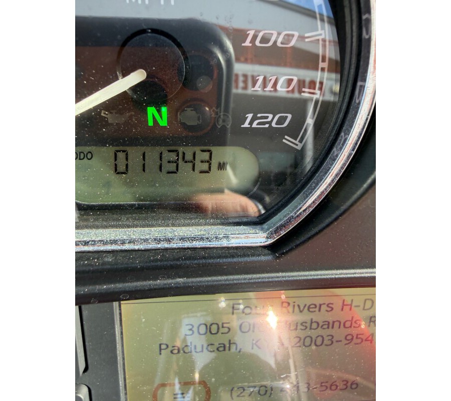 2018 Harley-Davidson® Tri Glide® Ultra Wicked Red/Twisted Cherry