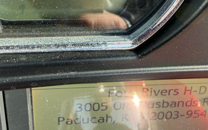 2018 Harley-Davidson® Tri Glide® Ultra Wicked Red/Twisted Cherry