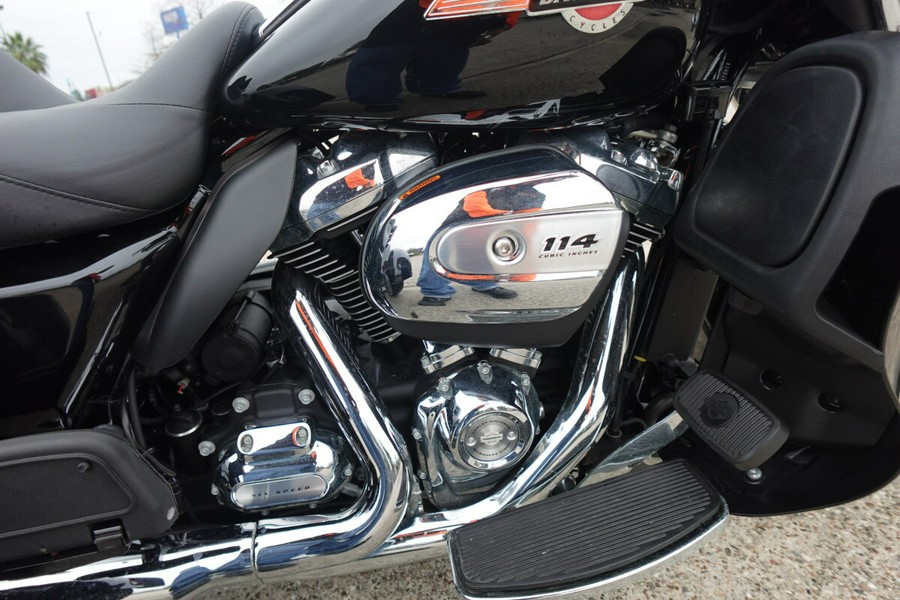 2023 Harley-Davidson Tri Glide Ultra FLHTCUTG