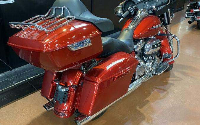 FLHX 2019 Street Glide