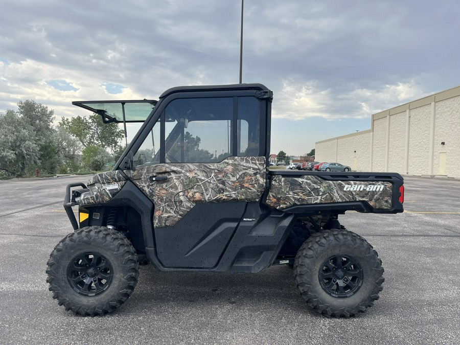 2025 Can-Am Defender Limited HD10