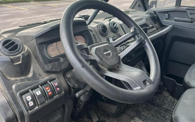 2025 Can-Am Defender Limited HD10