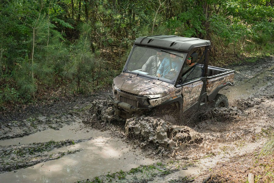 2026 Honda Pioneer 1000 Deluxe