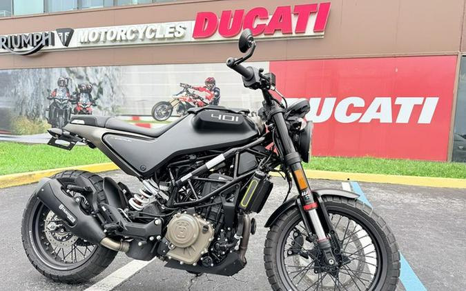 2023 Husqvarna SVARTPILEN 401