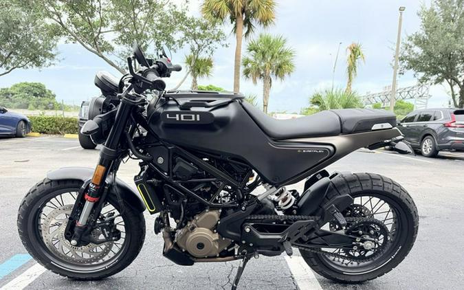 2023 Husqvarna SVARTPILEN 401